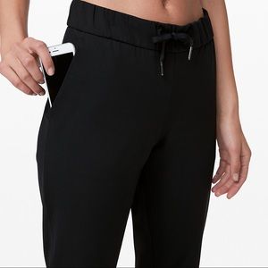 Lululemon On the Fly Pant 33”